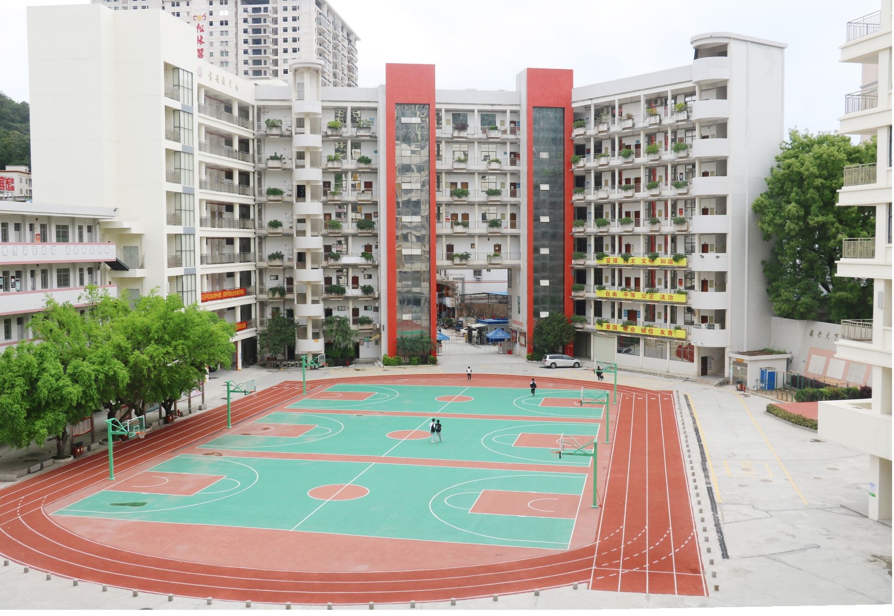 照片3-龙川县技工学校.jpg